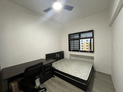 For Rent - 482 Admiralty Link