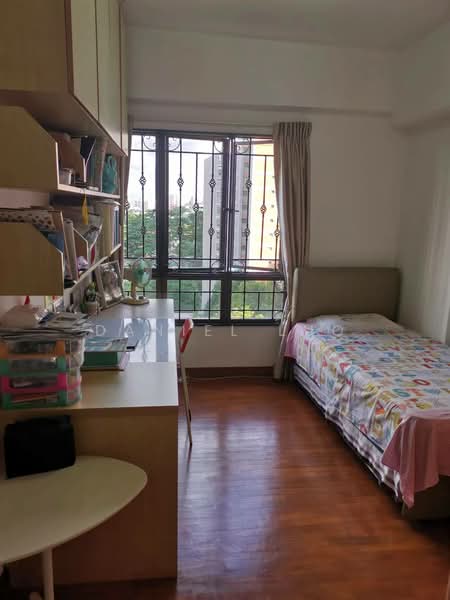 The Mayfair, 1 Jurong East Street 32, 3 Bedrooms, 1,163 sqft, Condominium For Rent, by Daniel Luo, 24973449 - PropertyGuru.com.sg