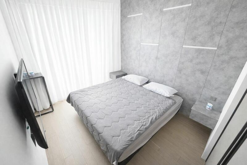 For Sale - The Enclave Holland