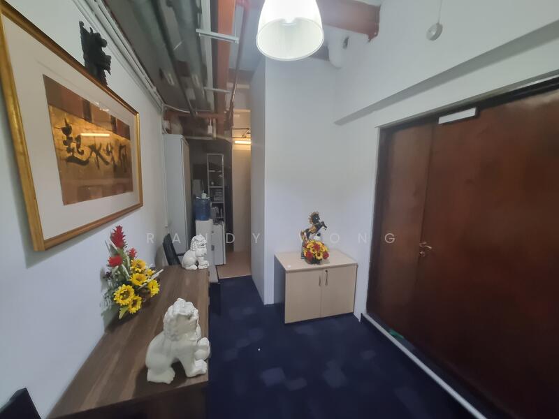 Shophouse office / Retail for rent, | Pekin Street | Telok Ayer | Cross Street |, 947 sqft, Office For Rent, by Randy Wong, 24976592 - CommercialGuru.com.sg