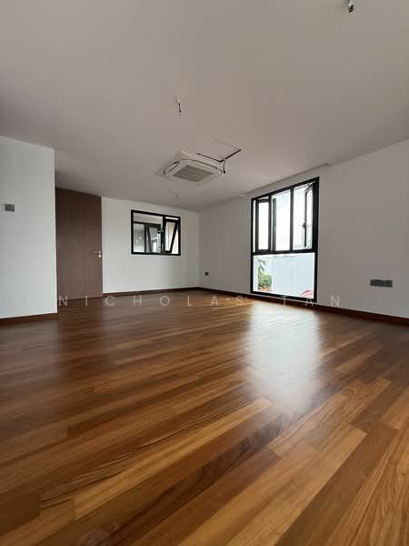 Serangoon Garden Estate, 4 Brockhampton Drive, 6 Bedrooms, 7,460 sqft, Semi-Detached House For Sale, by Nicholas Tan, 24979138 - PropertyGuru.com.sg
