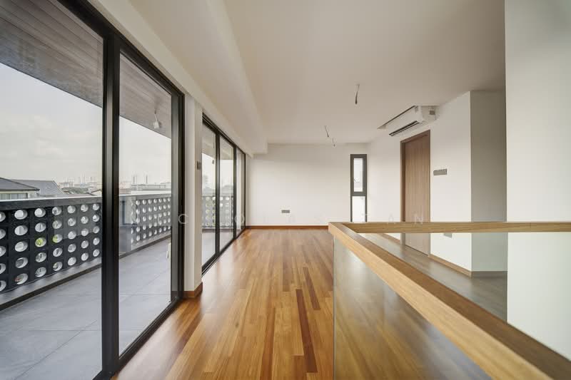 Serangoon Garden Estate, 4 Brockhampton Drive, 6 Bedrooms, 7,460 sqft, Semi-Detached House For Sale, by Nicholas Tan, 24979138 - PropertyGuru.com.sg
