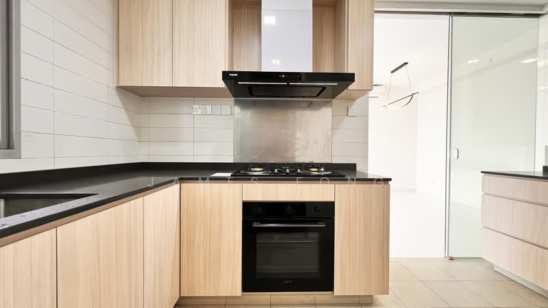 The Lakeshore, 29 Jurong West Street 41, 3 Bedrooms, 1,173 sqft, Condominium For Rent, by James Fong, 24979520 - Renovated Enclosed Kitchen - PropertyGuru.com.sg
