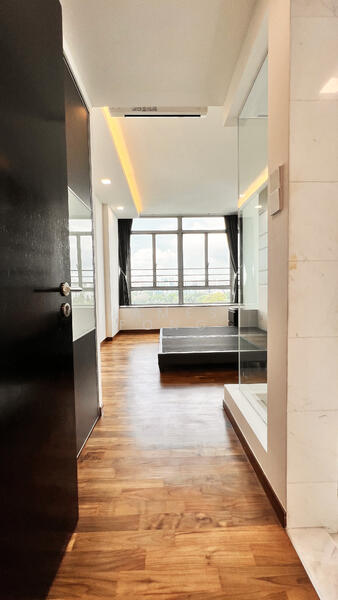 The Lakeshore, 29 Jurong West Street 41, 3 Bedrooms, 1,173 sqft, Condominium For Rent, by James Fong, 24979520 - Master Room - PropertyGuru.com.sg