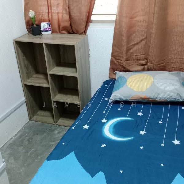 Single Room CR7