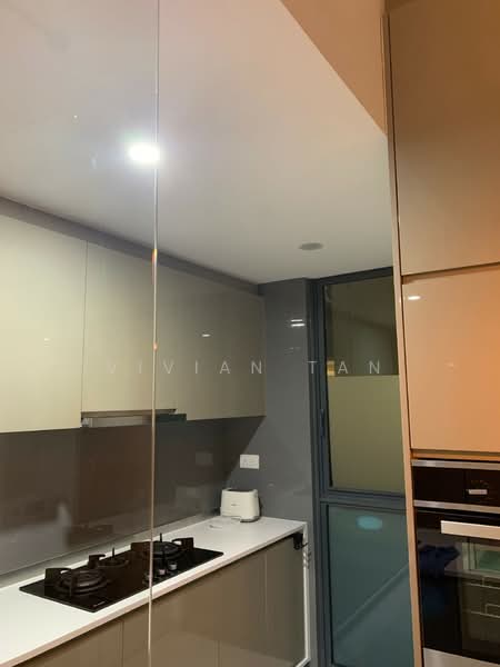 J Gateway, 2 Gateway Drive, 3 Bedrooms, 969 sqft, Condominium For Rent, by Vivian Tan, 24981263 - PropertyGuru.com.sg