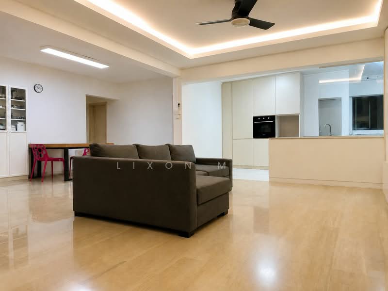 551 Jurong West Street 42, 551 Jurong West Street 42, 3 Bedrooms, 1,442 sqft, HDB Flat For Sale, by Lixon Mui, 24981618 - Living room - PropertyGuru.com.sg