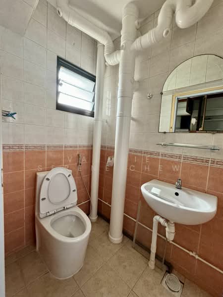 687A Choa Chu Kang Drive, 687A Choa Chu Kang Drive, Dairy Farm / Bukit Panjang / Choa Chu Kang, 3 Bedrooms, 1,001 sqft, HDB Flat For Rent, by Valerie Serene Chew, 24982255 - PropertyGuru.com.sg