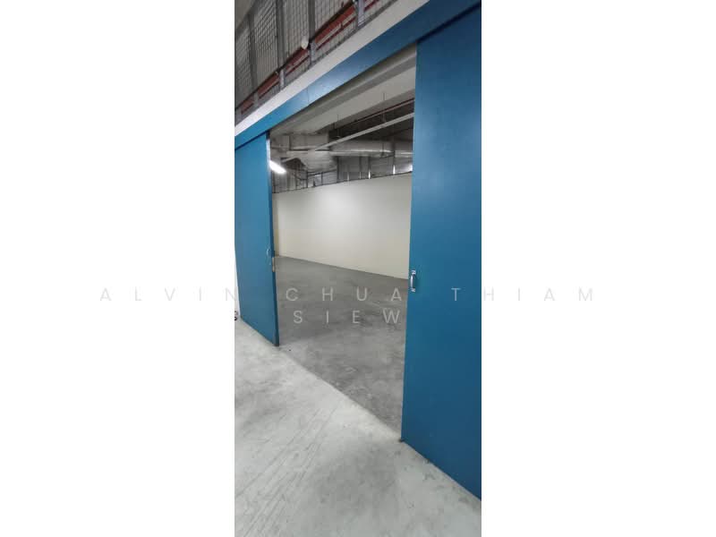 IMM Building, 2 Jurong East Street 21, 520 sqft, Light Industrial (B1) For Rent, by Alvin Chua Thiam Siew, 24983053 - CommercialGuru.com.sg