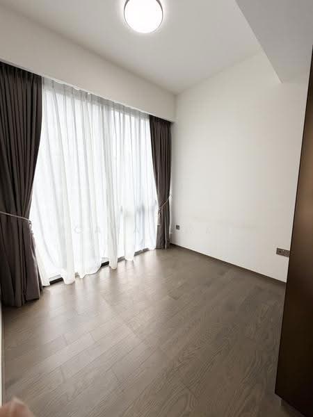 Leedon Green, 32 Leedon Heights, Tanglin / Holland / Bukit Timah, 2 Bedrooms, 700 sqft, Condominium For Sale, by Cara Loke, 24984526 - Master Bedroom - PropertyGuru.com.sg