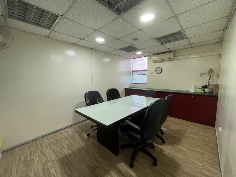 Manhattan House, 151 Chin Swee Road, 2,551 sqft, Office For Sale, by Val Chua, 24986222 - CommercialGuru.com.sg