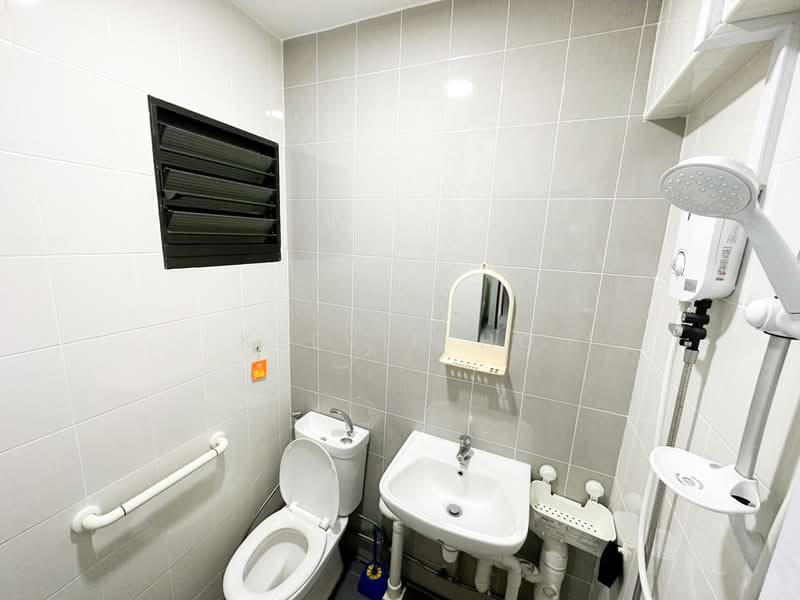 205 Bedok North Street 1, 205 Bedok North Street 1, 2 Bedrooms, 753 sqft, HDB Flat For Rent, by Kelvin Ho, 24986802 - PropertyGuru.com.sg