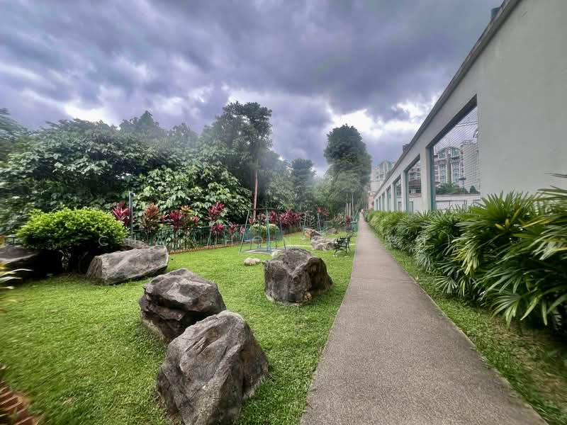 Summerhill, 52 Hume Avenue, 2 Bedrooms, 947 sqft, Condominium For Rent, by Chai Hong (柴红), 24986947 - PropertyGuru.com.sg