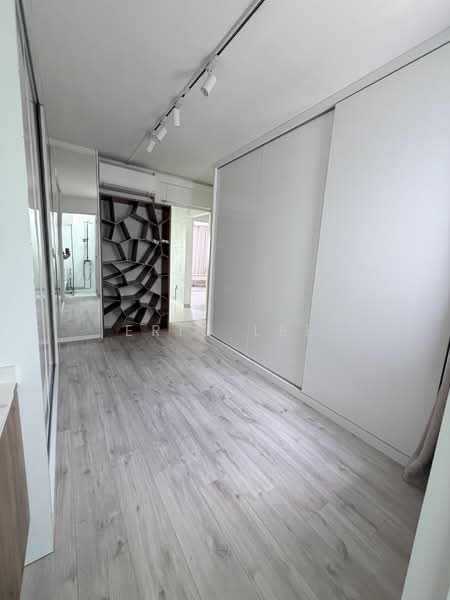 423 Bukit Batok West Avenue 2, 423 Bukit Batok West Avenue 2, 3 Bedrooms, 1,012 sqft, HDB Flat For Rent, by Eric Lee, 24987187 - PropertyGuru.com.sg