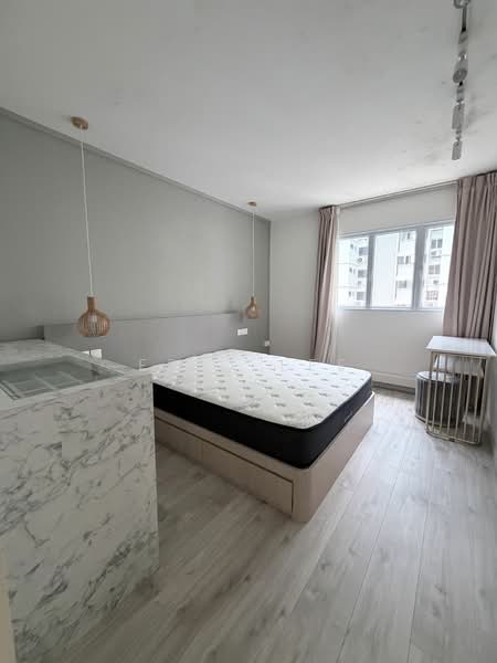 423 Bukit Batok West Avenue 2, 423 Bukit Batok West Avenue 2, 3 Bedrooms, 1,012 sqft, HDB Flat For Rent, by Eric Lee, 24987187 - PropertyGuru.com.sg