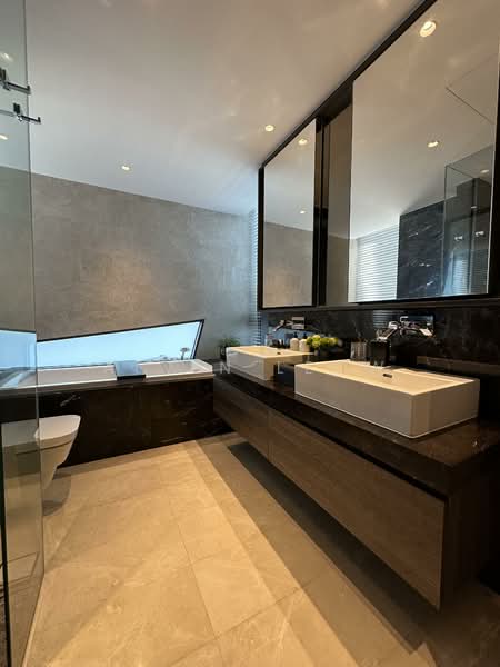 Cape Royale Condominium For Sale at S$ 3,566,000 | PropertyGuru Singapore