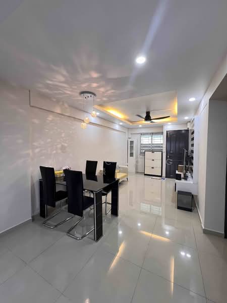 649 Ang Mo Kio Avenue 5, 649 Ang Mo Kio Avenue 5, Room Rental, 100 sqft, HDB Flat For Rent, by May Chong 張雲, 24990316 - PropertyGuru.com.sg