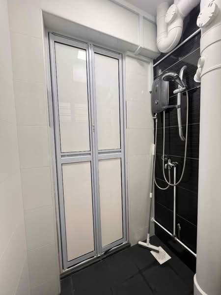 649 Ang Mo Kio Avenue 5, 649 Ang Mo Kio Avenue 5, Room Rental, 100 sqft, HDB Flat For Rent, by May Chong 張雲, 24990316 - PropertyGuru.com.sg