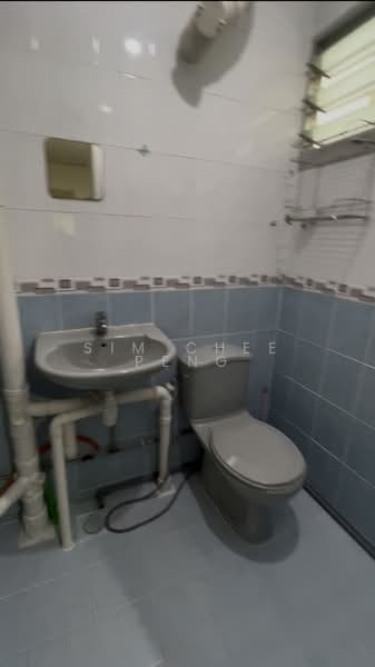 417 Ang Mo Kio Avenue 10, 417 Ang Mo Kio Avenue 10, 2 Bedrooms, 786 sqft, HDB Flat For Rent, by Sim Chee Peng, 24994011 - PropertyGuru.com.sg