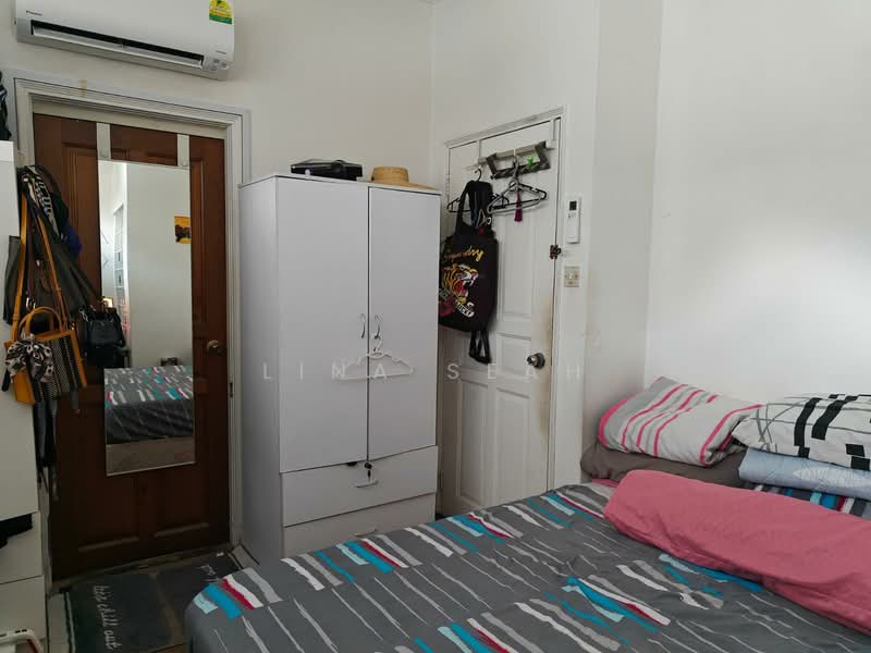 Haig Lodge, 139 Haig Road, Room Rental, 200 sqft, Walk-up Apartment For Rent, by Lina Seah, 24994105 - PropertyGuru.com.sg