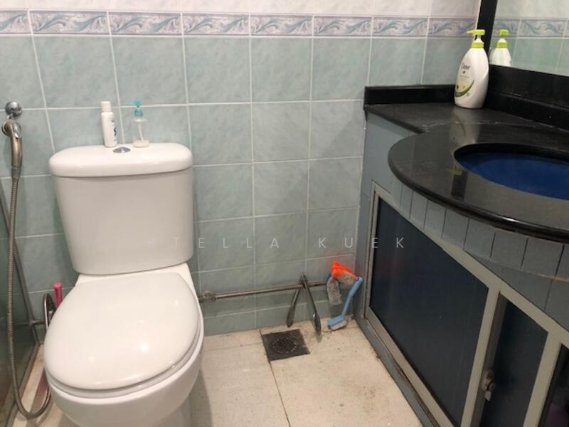 22 Jalan Membina, 22 Jalan Membina, Room Rental, 200 sqft, HDB Flat For Rent, by Stella Kuek, 24994777 - PropertyGuru.com.sg