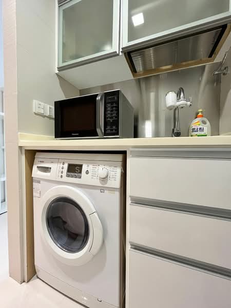 For Rent - RV Suites