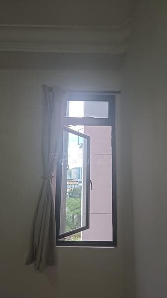 Summerdale, 10 Boon Lay Drive, Boon Lay / Jurong / Tuas, Room Rental, 100 sqft, Condominium For Rent, by Elsie Chua, 24997459 - PropertyGuru.com.sg