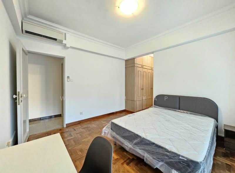 Royal Palm Mansions, 330 Pasir Panjang Road, 4 Bedrooms, 1,227 sqft, Condominium For Rent, by William Yap, 25000142 - PropertyGuru.com.sg