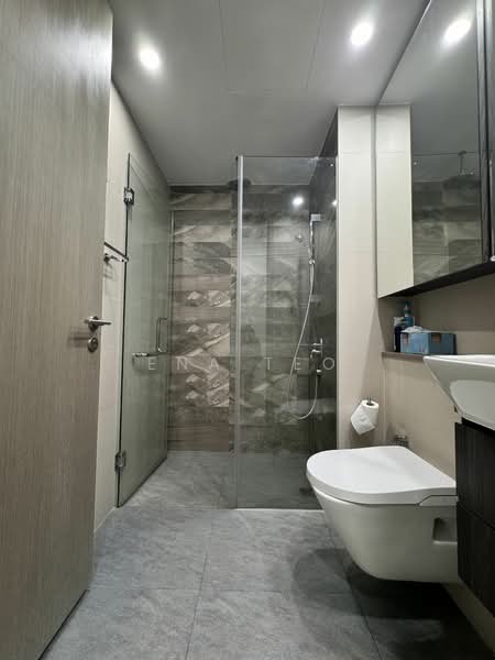 183 Longhaus, 183 Upper Thomson Road, 2 Bedrooms, 538 sqft, Condominium For Rent, by Ena Teo, 25000145 - Bathroom  - PropertyGuru.com.sg