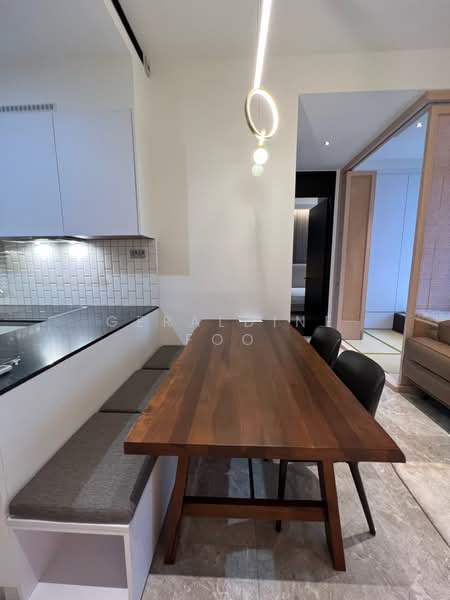 Martin Modern, 8 Martin Place, 2 Bedrooms, 872 sqft, Condominium For Sale, by Geraldine Foo, 25000404 - PropertyGuru.com.sg