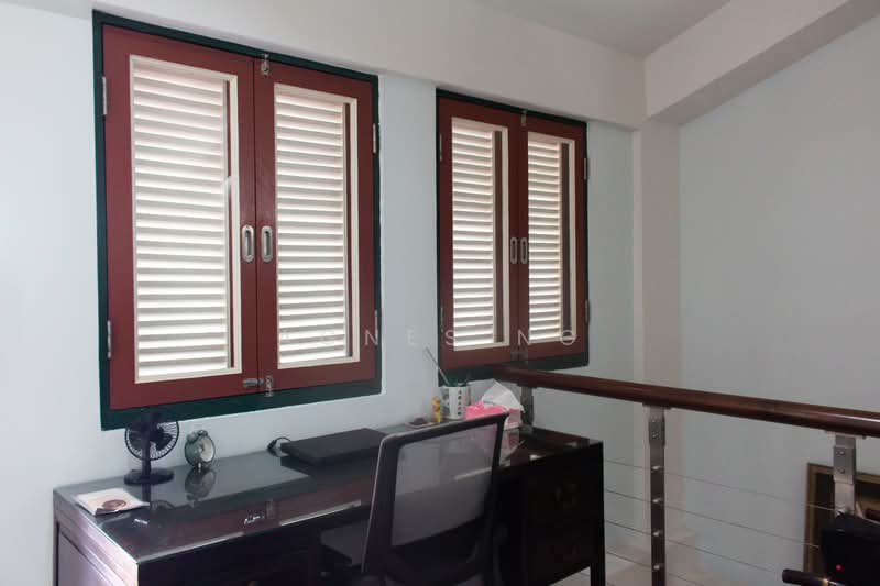 Shophouse at Spottiswoode Park. Suits Residence or Home Office, Spottiswoode Park, 2 Bedrooms, 2,100 sqft, Conservation House For Rent, by Agnes Ng, 25000655 - PropertyGuru.com.sg