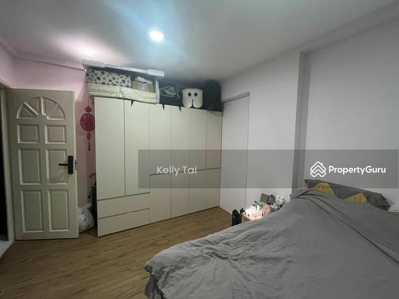 For Rent - Crystal Mansions