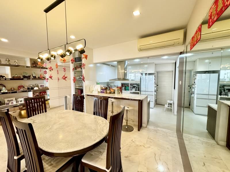 Ocean Park, 528 East Coast Road, 4 Bedrooms, 2,110 sqft, Condominium For Rent, by Jason Ang, 25001536 - Dining area - PropertyGuru.com.sg