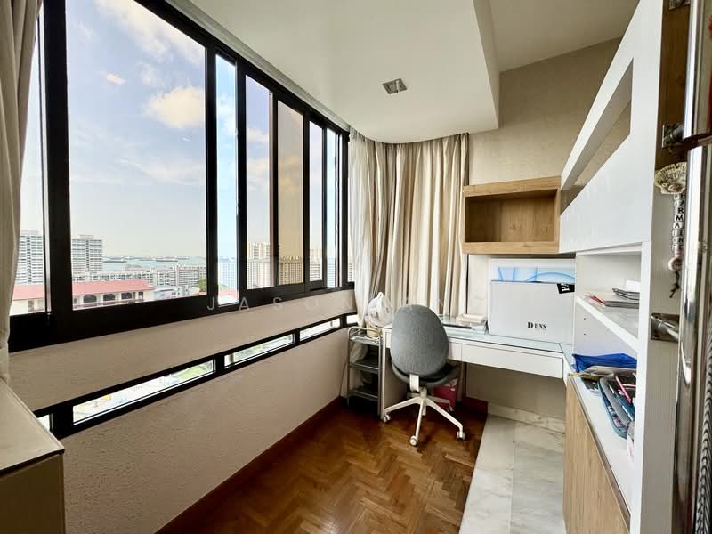 Ocean Park, 528 East Coast Road, 4 Bedrooms, 2,110 sqft, Condominium For Rent, by Jason Ang, 25001536 - Common bedroom - PropertyGuru.com.sg