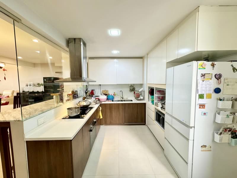 Ocean Park, 528 East Coast Road, 4 Bedrooms, 2,110 sqft, Condominium For Rent, by Jason Ang, 25001536 - Kitchen area - PropertyGuru.com.sg