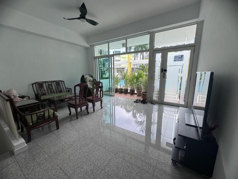 The Shaughnessy, 72 Miltonia Close, 5 Bedrooms, 3283 sqft, Terraced