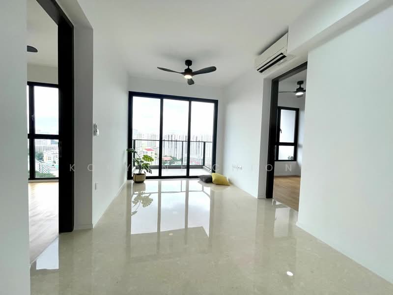 Avenue South Residence, 11 Silat Avenue, Alexandra / Commonwealth, 2 Bedrooms, 656 sqft, Condominium For Rent, by Korynne Chiong, 25003823 - PropertyGuru.com.sg