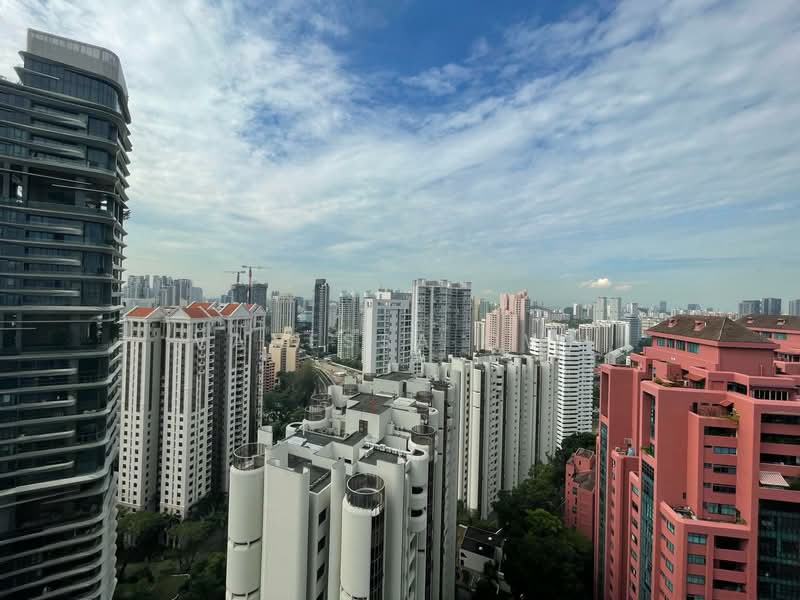 OUE Twin Peaks Condominium For Sale at S$ 1,200,000 | PropertyGuru Singapore