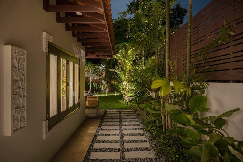 See to Appreciate Newly Renovated Resort Styled Semi D at Jln Soo Bee near Simei MRT, , 6 Bedrooms, 4,000 sqft, Semi-Detached House For Rent, by Kevin Koh, 25004085 - PropertyGuru.com.sg