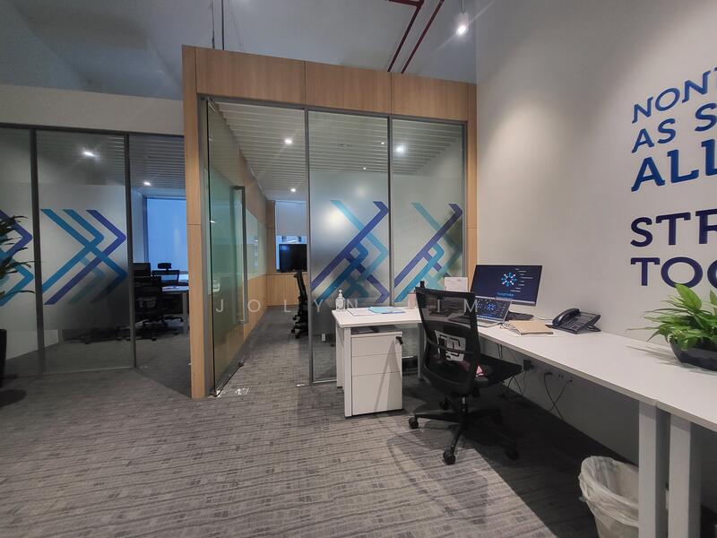 SBF Center, 160 Robinson Road, 624 sqft, Office For Sale, by Jolyn Lim, 25004963 - CommercialGuru.com.sg