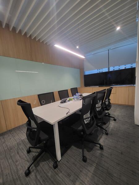 SBF Center, 160 Robinson Road, 624 sqft, Office For Sale, by Jolyn Lim, 25004963 - Meeting room - CommercialGuru.com.sg