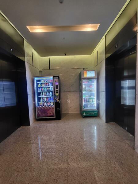 SBF Center, 160 Robinson Road, 624 sqft, Office For Sale, by Jolyn Lim, 25004963 - Level 9 Lift Lobby - CommercialGuru.com.sg