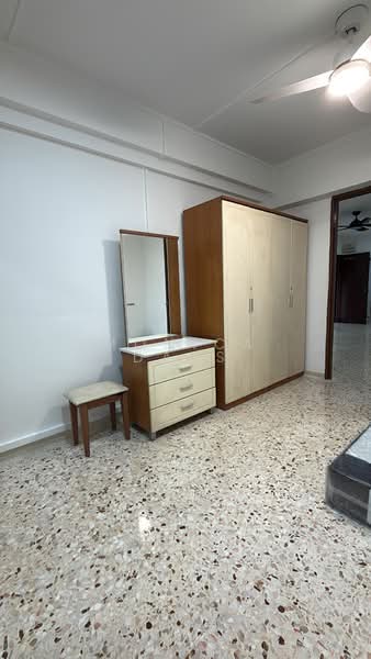 209 Tampines Street 21, 209 Tampines Street 21, 2 Bedrooms, 807 sqft, HDB Flat For Rent, by Monica Dass, 25006098 - PropertyGuru.com.sg