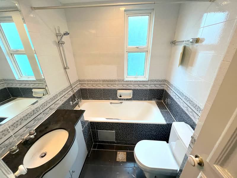 For Rent - Royal Palm Mansions