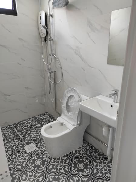 Casa Flora, 21 Salam Walk, 3 Bedrooms, 1,560 sqft, Walk-up Apartment For Rent, by Simon Ho, 25006572 - PropertyGuru.com.sg