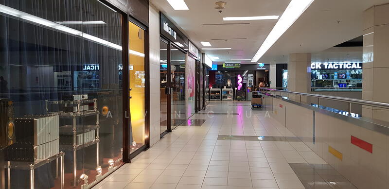 The Adelphi, 1 Coleman Street, 452 sqft, Mall Shop For Sale, by Alvin Chua, 25006721 - CommercialGuru.com.sg