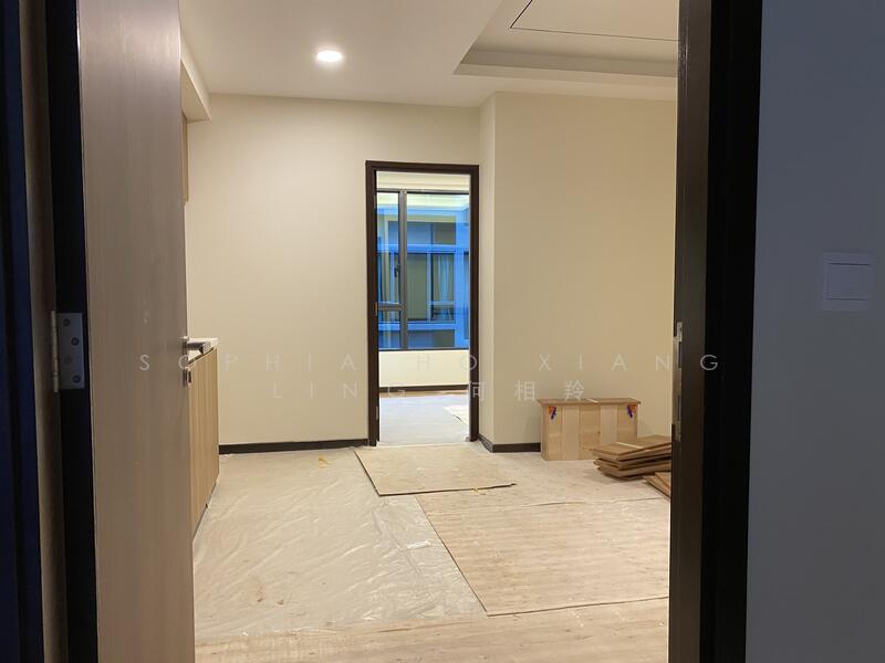 Creston Residence, 5 Still Road, 1 Bedroom, 379 sqft, Condominium For