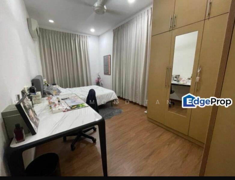 Walk to Macpherson MRT! Spacious renovated rooms!, Jalan chengkek, Room Rental, 180 sqft, Corner Terrace For Rent, by Desmond Tan, 25009117 - PropertyGuru.com.sg