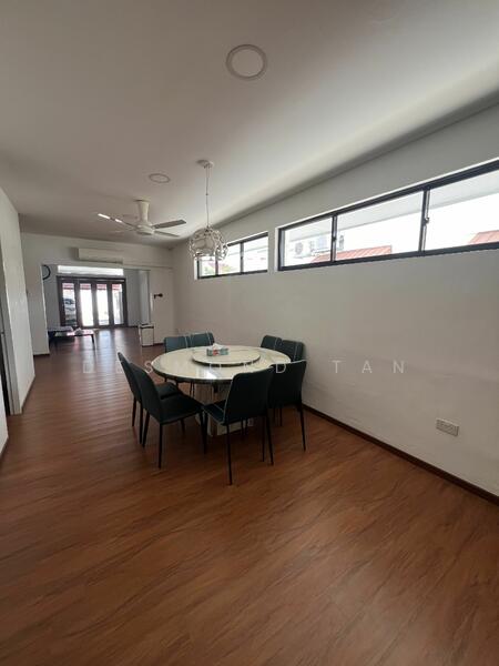 Walk to Macpherson MRT! Spacious renovated rooms!, Jalan chengkek, Room Rental, 180 sqft, Corner Terrace For Rent, by Desmond Tan, 25009117 - PropertyGuru.com.sg