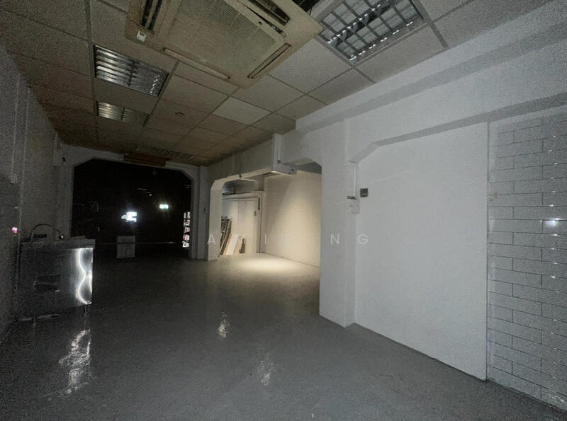 Keong Saik Road, Keong Saik Road, Chinatown / Tanjong Pagar, 1,270 sqft, Shop / Shophouse For Rent, by Jamie Ng, 25009857 - CommercialGuru.com.sg